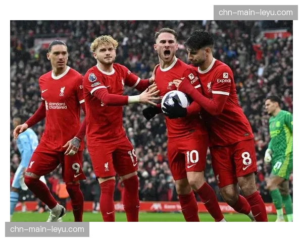 曼城3-1巴黎，赛后数据显示曼城全队冲刺次数远超对手